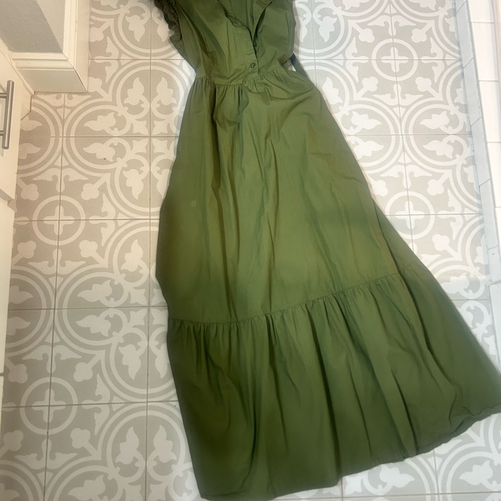 Elegant Green Maxi Dress